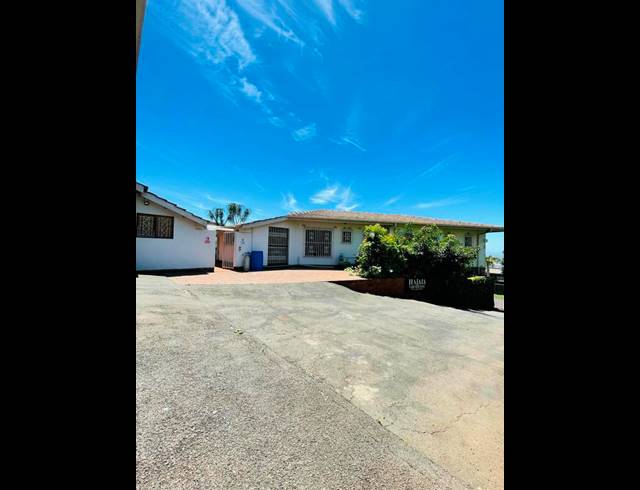 5 BEDROOM HOUSE FOR SALE IN UMBILO